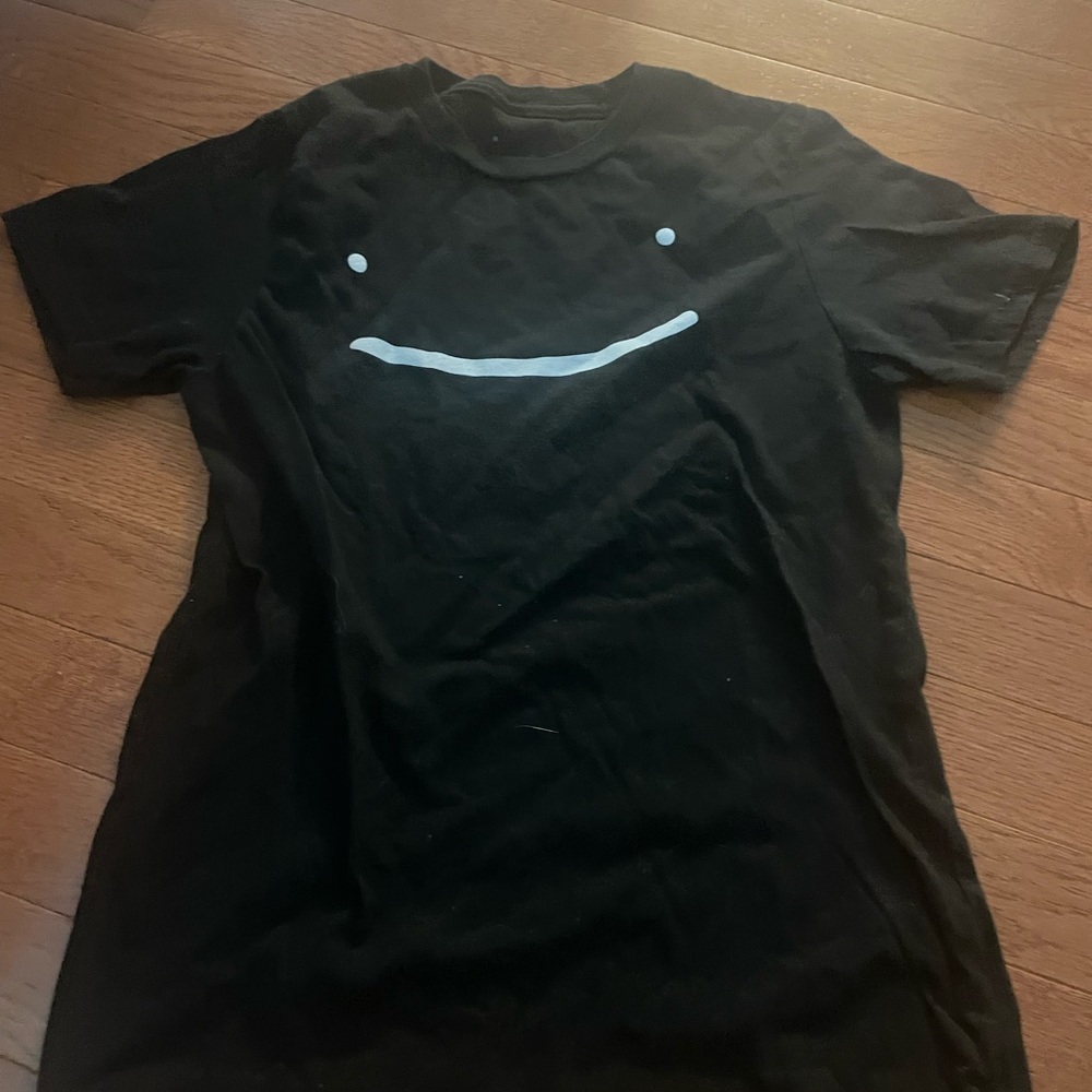 dream merch t shirt, white smile, child medium